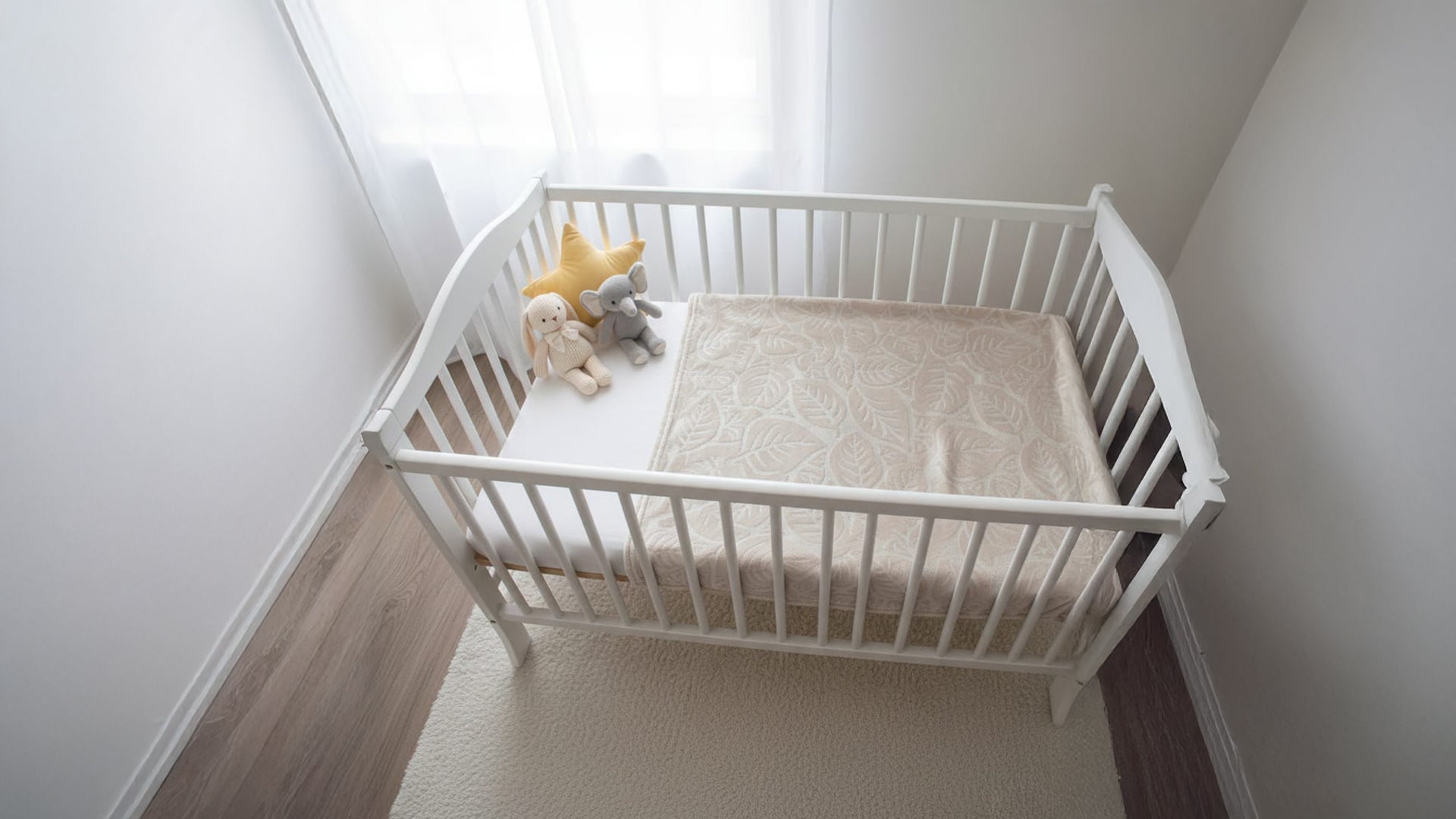 Soft & Comfortable Baby Bed Blanket | Safe Newborn Heating Blanket